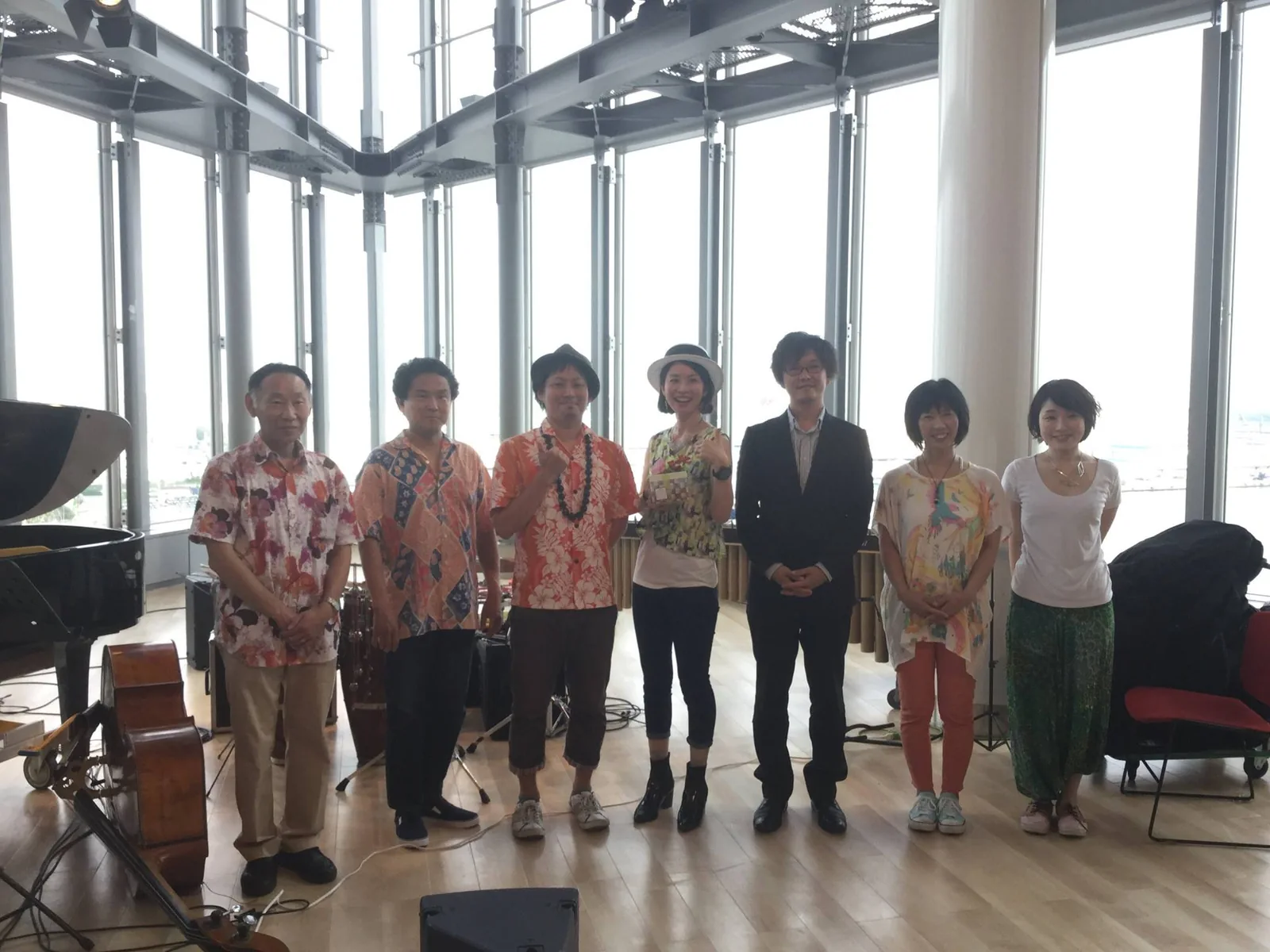 出演者の集合写真